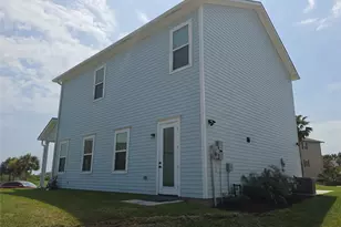 9822 Tulum Ct, Galveston, TX 77554 - Photo 37