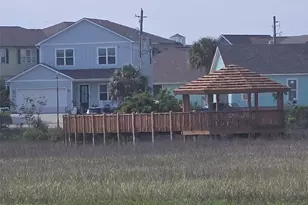 9822 Tulum Ct, Galveston, TX 77554 - Photo 35