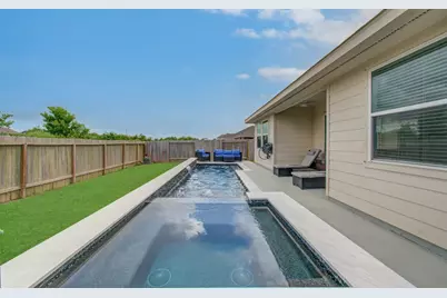 13938 South River Drive, Baytown, TX 77523 - Photo 19