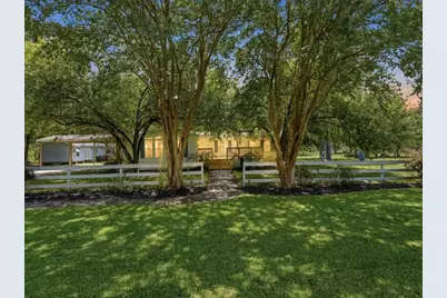 117 River Boat Bend, Dayton, TX 77535 - Photo 5