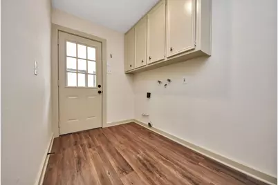 5731 Lodge Creek Drive, Houston, TX 77066 - Photo 11