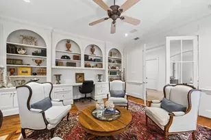 531 3 Corners Dr, Houston, TX 77024 - Photo 5