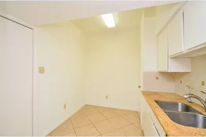 2100 Tanglewilde Street #169, Houston, TX 77063 - Photo 21