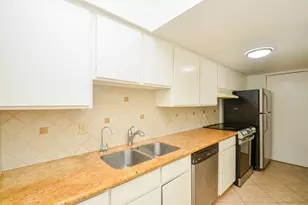 2100 Tanglewilde St, Houston, TX 77063 - Photo 19