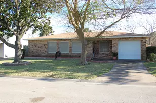 115 Barracuda Ave, Galveston, TX 77550 - Photo 1