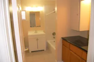 115 Barracuda Ave, Galveston, TX 77550 - Photo 5