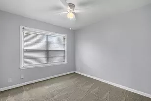 7938 Hammerly Blvd, Houston, TX 77055 - Photo 9