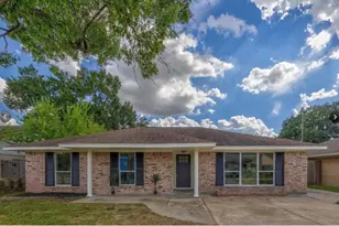 5819 Chrystell Ln, Houston, TX 77092 - Photo 27