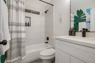 5819 Chrystell Ln, Houston, TX 77092 - Photo 17