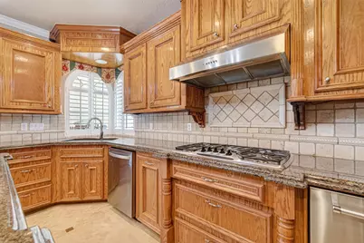 4417 Ironwood Drive, Baytown, TX 77521 - Photo 11