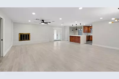5911 Rutherglenn Drive, Houston, TX 77096 - Photo 3