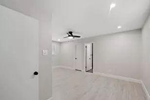 5911 Rutherglenn Dr, Houston, TX 77096 - Photo 9