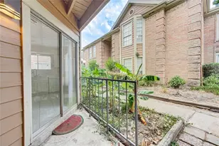 12200 Overbrook Ln, Houston, TX 77077 - Photo 5