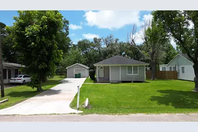 2109 Magnolia Drive, La Marque, TX 77568 - Photo 1