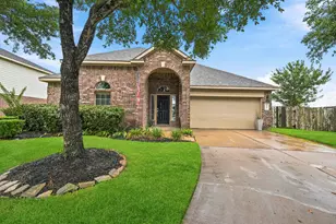 2502 Tiger Eye Dr, Rosharon, TX 77583 - Photo 1