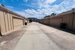 11663 Village Pl Dr, Houston, TX 77077 - Photo 13