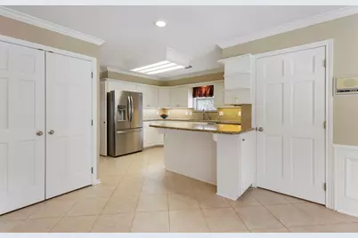 5619 Willow Walk Street, Houston, TX 77069 - Photo 11