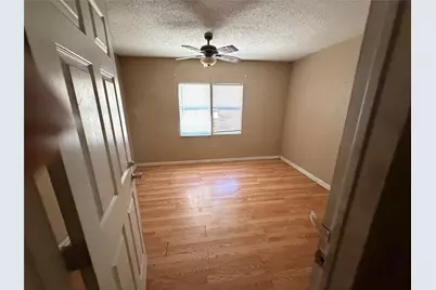 2631 N Camp Circle, La Marque, TX 77568 - Photo 9