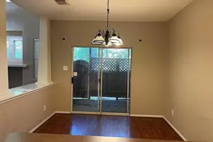 63 Scarlet Woods Ct, The Woodlands, TX 77380 - Photo 7