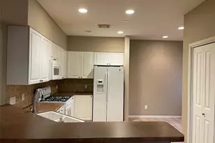 63 Scarlet Woods Ct, Spring, TX 77380 - Photo 5