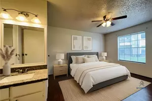 2750 Holly Hall St, Houston, TX 77054 - Photo 3