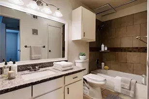 2750 Holly Hall St, Houston, TX 77054 - Photo 5