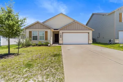 111 Bering Drive, Huntsville, TX 77320 - Photo 1