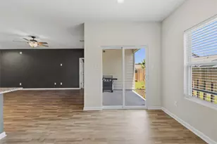 111 Bering Dr, Huntsville, TX 77320 - Photo 21
