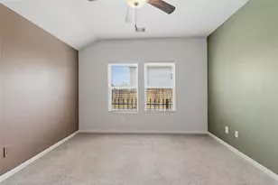 111 Bering Dr, Huntsville, TX 77320 - Photo 11
