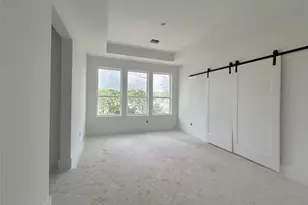 10418 Brinwood Dr, Houston, TX 77043 - Photo 15