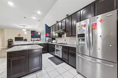 6810 Blue Glade Drive, Richmond, TX 77406 - Photo 11