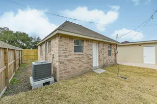 102 1/2 Ave D, South Houston, TX 77587 - Photo 15