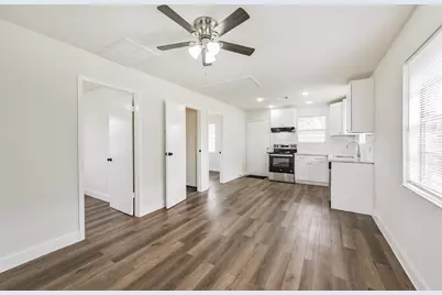 102 1/2 Avenue D, South Houston, TX 77587 - Photo 3