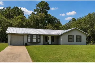 703 Sterling Court, Crockett, TX 75835 - Photo 1