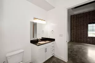 1111 Studewood St, Houston, TX 77008 - Photo 27