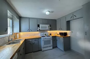 301 19th Ave N, Texas City, TX 77590 - Photo 7