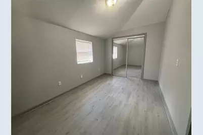 301 19th Avenue N, Texas City, TX 77590 - Photo 15