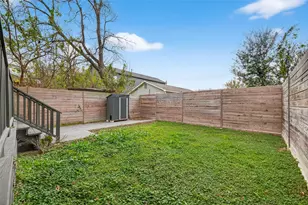 3323 Cornell St, Houston, TX 77022 - Photo 13