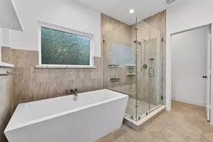 3323 Cornell St, Houston, TX 77022 - Photo 7