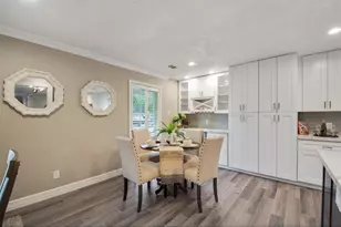 5026 Saxon Dr, Houston, TX 77092 - Photo 11