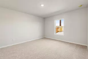 8208 Sunberry Shadow Dr, Houston, TX 77016 - Photo 5
