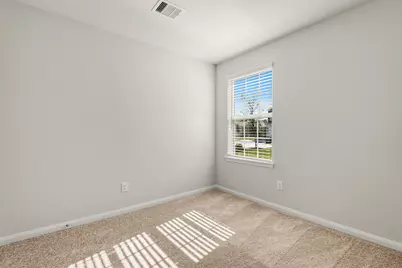 8208 Sunberry Shadow Drive, Houston, TX 77016 - Photo 7