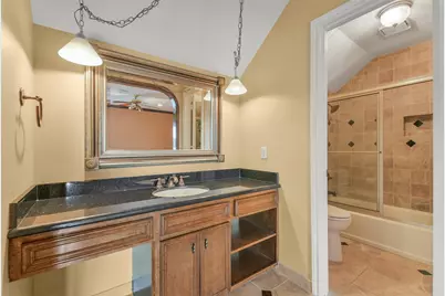 9143 Penn Manor Ct Court, Houston, TX 77055 - Photo 41