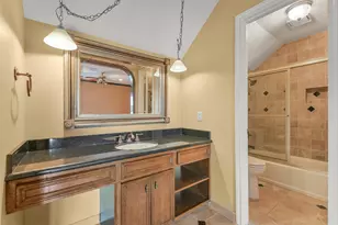 9143 Penn Manor Ct Ct, Houston, TX 77055 - Photo 41