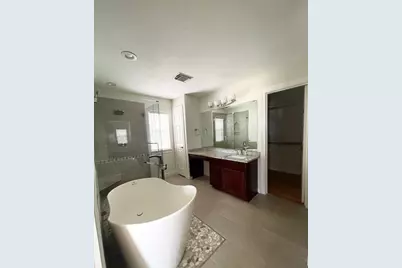 256 Westcott Street, Houston, TX 77007 - Photo 9