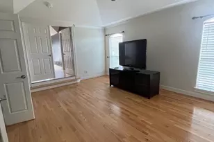 256 Westcott St, Houston, TX 77007 - Photo 11