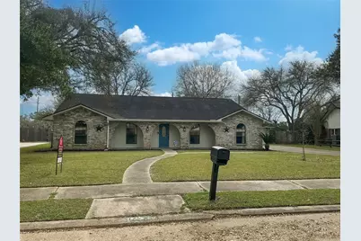 113 Flag Drive E, Lake Jackson, TX 77566 - Photo 27