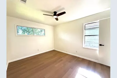 129 Chestnut Street, Lake Jackson, TX 77566 - Photo 17