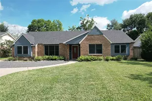 226 Driftwood Dr, Seabrook, TX 77586 - Photo 1