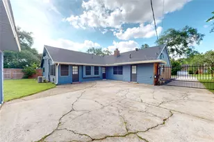 226 Driftwood Dr, Seabrook, TX 77586 - Photo 33